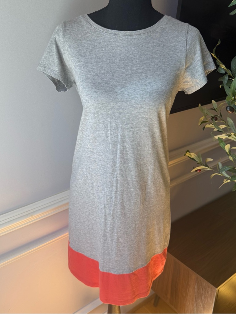 Boden Gray Colorblock T Shirt Dress Coral Hem Mini US 6R